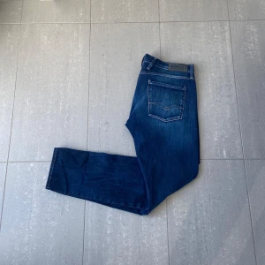 Replay Anbass Jeans  - Säljer nu dessa blåa replay Anbass jeans, skriv för fler bilder/frågor🙌🏼