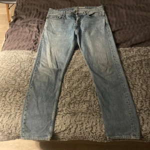 Tiger of Sweden jeans - Säljer nu dessa snygga tiger of Sweden jeans i modellen NICO i otroligt bra skick då de inte längre passar. Nypris 1599