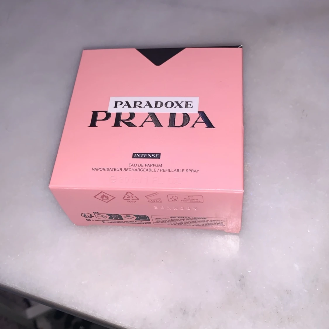 Parfym Prada paradoxe intense  - 90