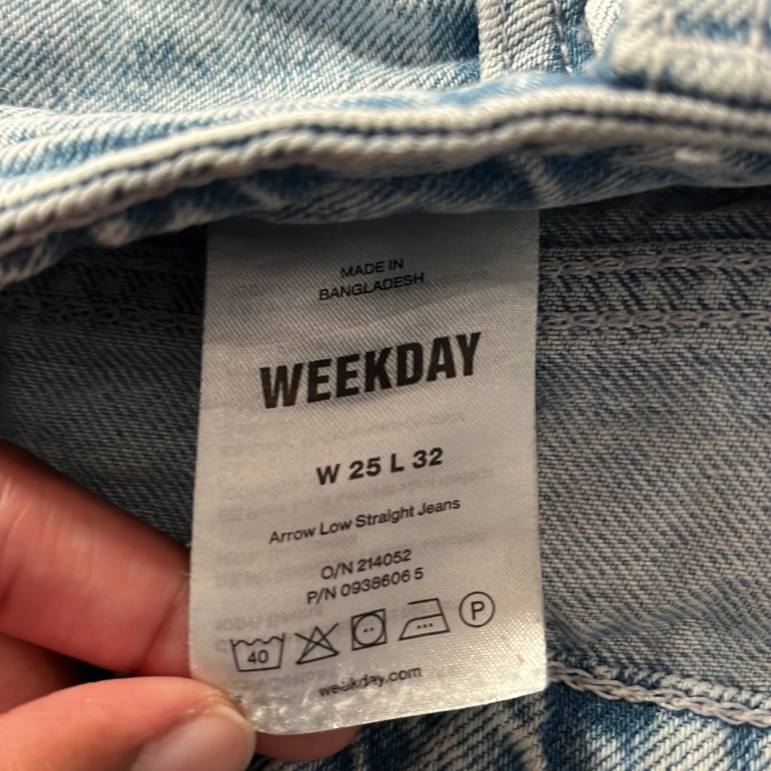 Weekday jeans  - 90