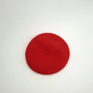 Röd beret - Nyskick