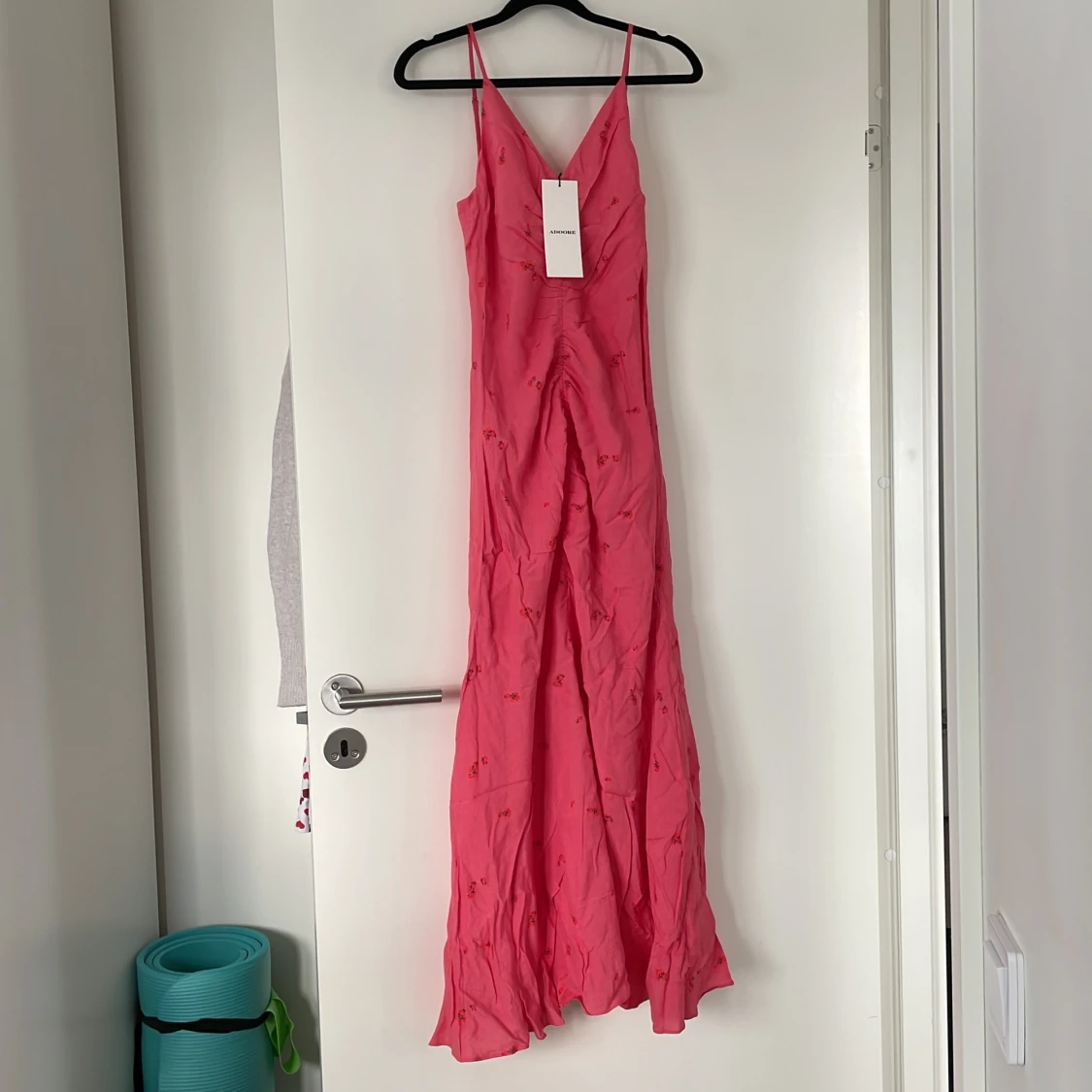 Jättefin adooreklänning - 90