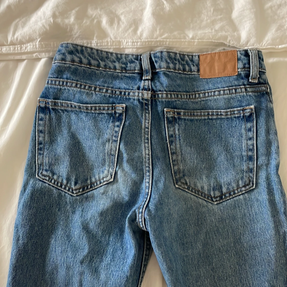 Blå jeans från Weekday - 91