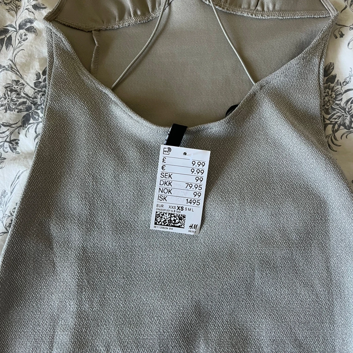 Glittrig klänning - 90