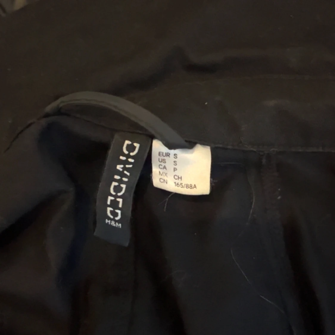 Svart kavaj från H&M - 90