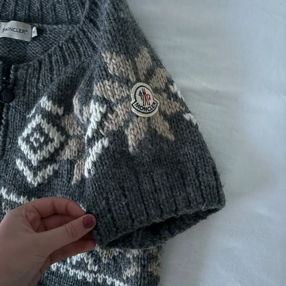 Grå stickad kofta från Moncler - 91