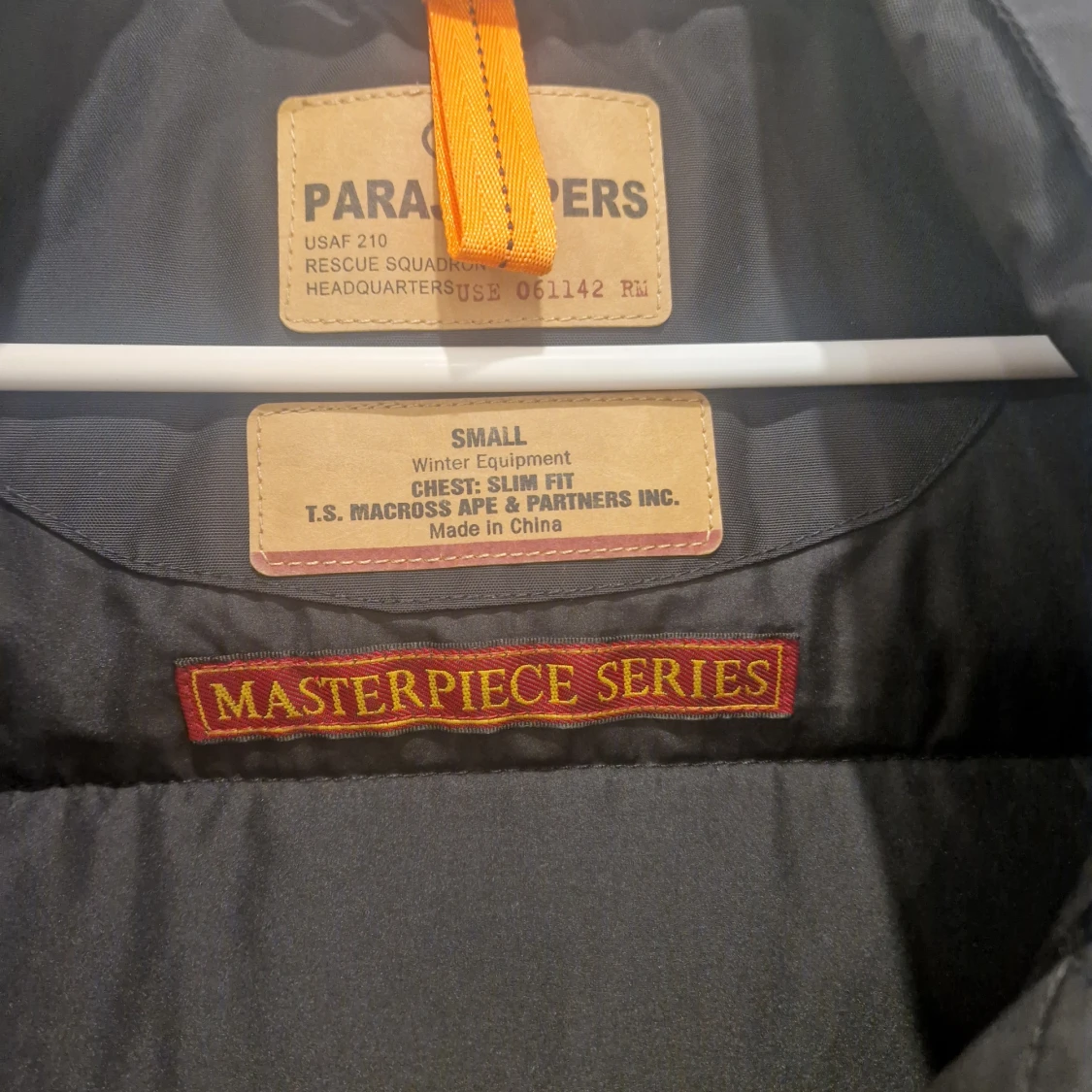 Parajumper svart dunjacka  - 92