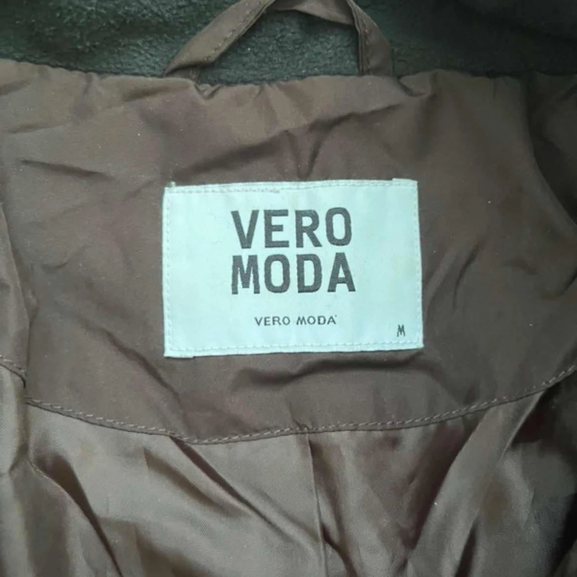 Brun jacka från Vero Moda - 91