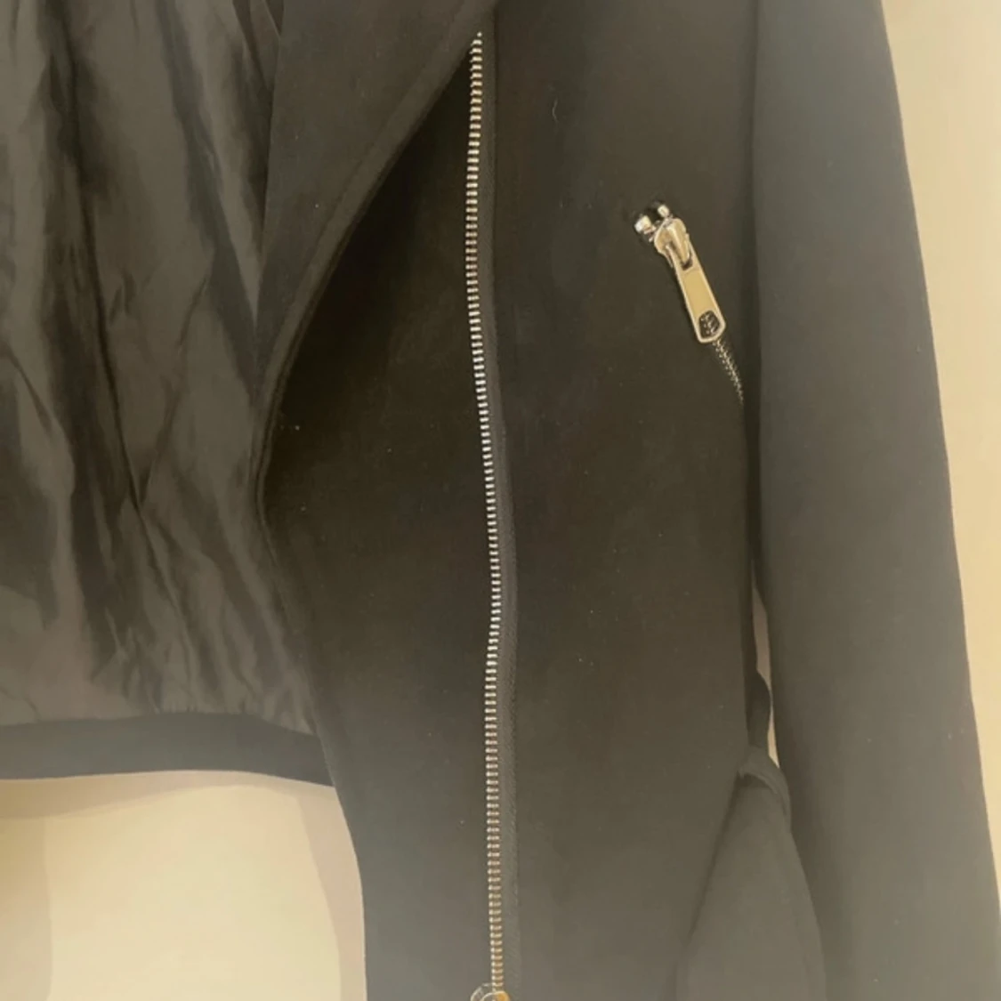 Svart mockajacka från NLY Trend - 92