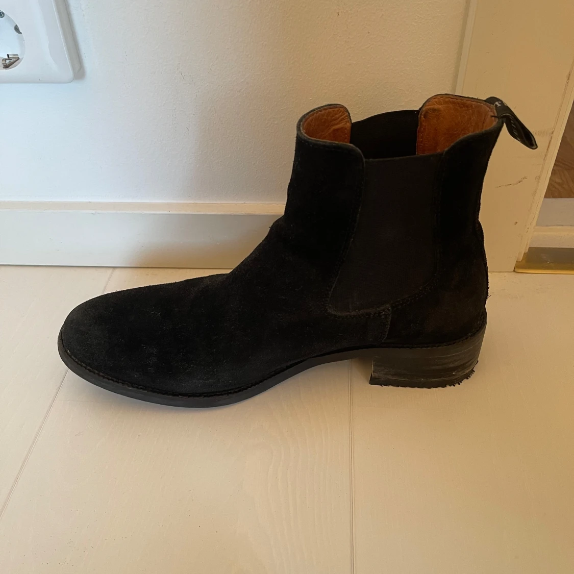 Svarta mocka Chelsea boots från Tiger of Sweden  - 93