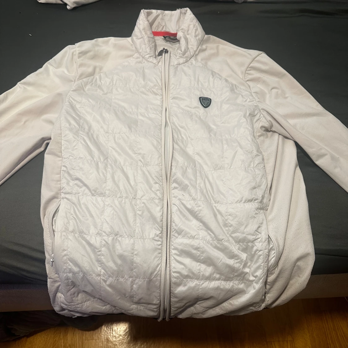 Vit jacka från Emporio Armani