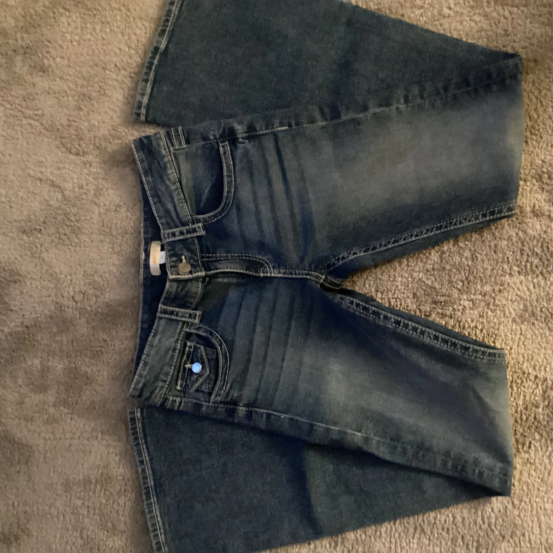 Skitsnygga boutcut jeans  - 91