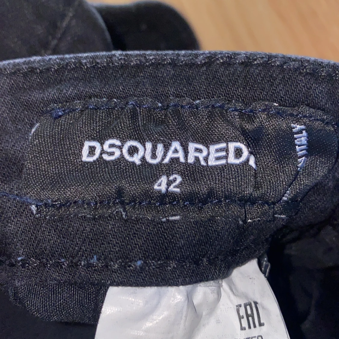 Säljer mina DSQUARED2  - 93