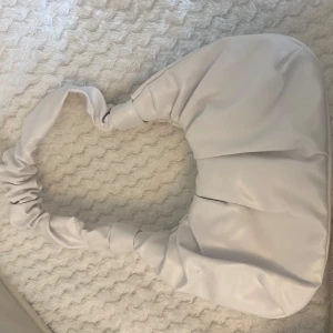 Vit väska - Använt en gång