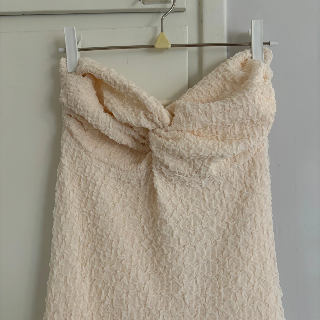 Oanvänd Maxiklänning från Adoore - 91