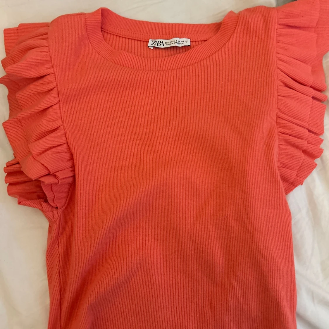 Korallfärgad topp från Zara - 90