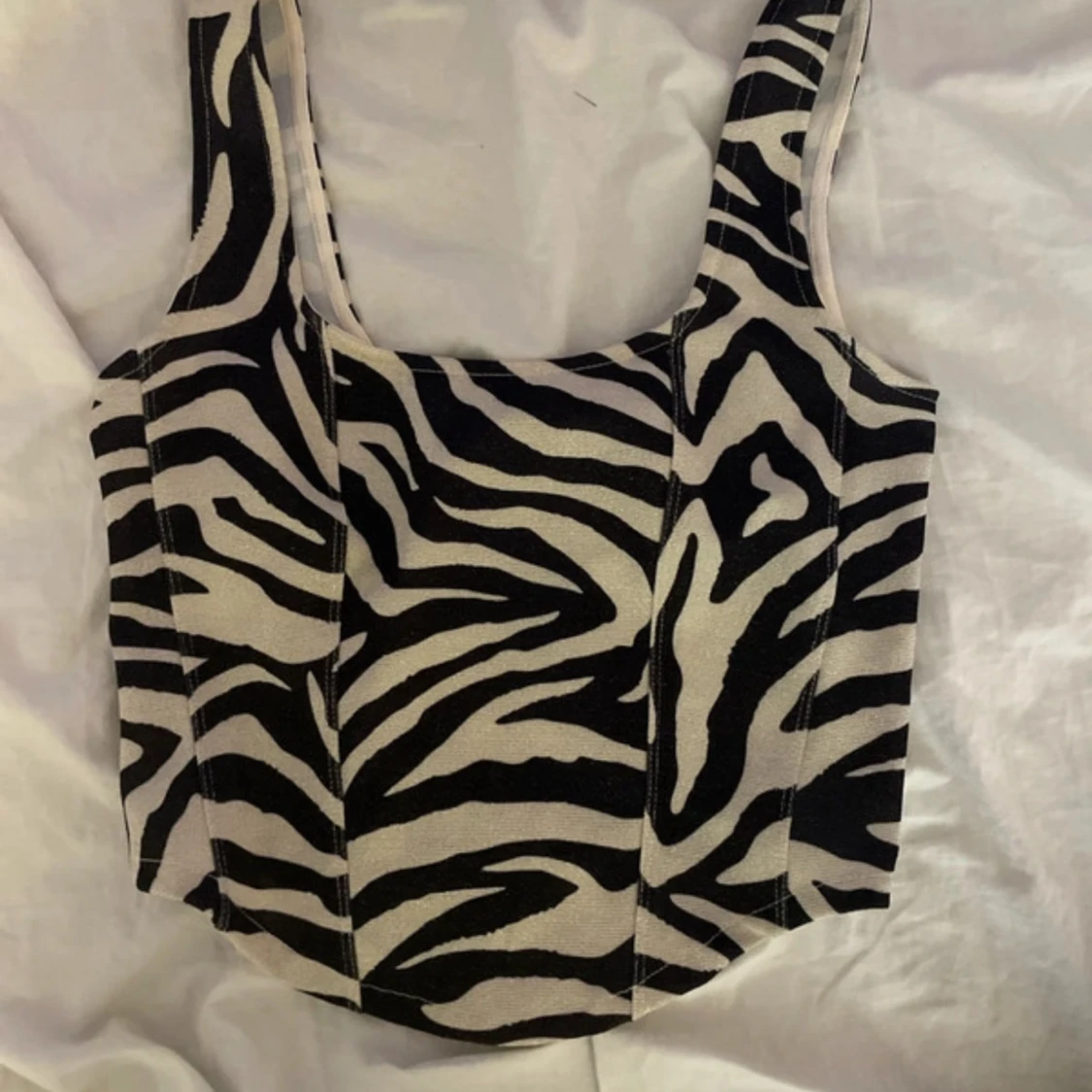 Y2K linne med zebramönster