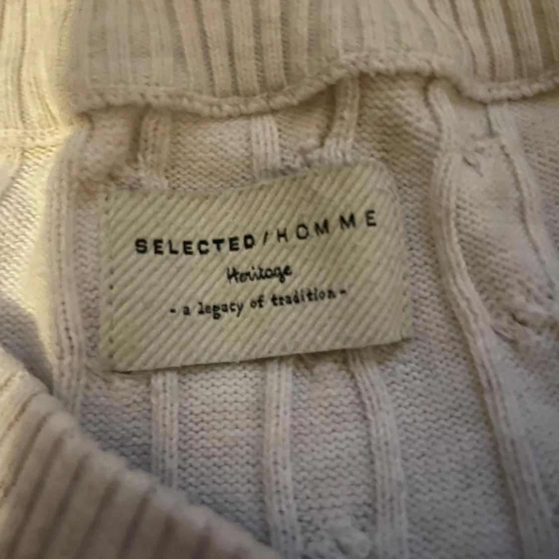 Kabelstickad tröja  - 91