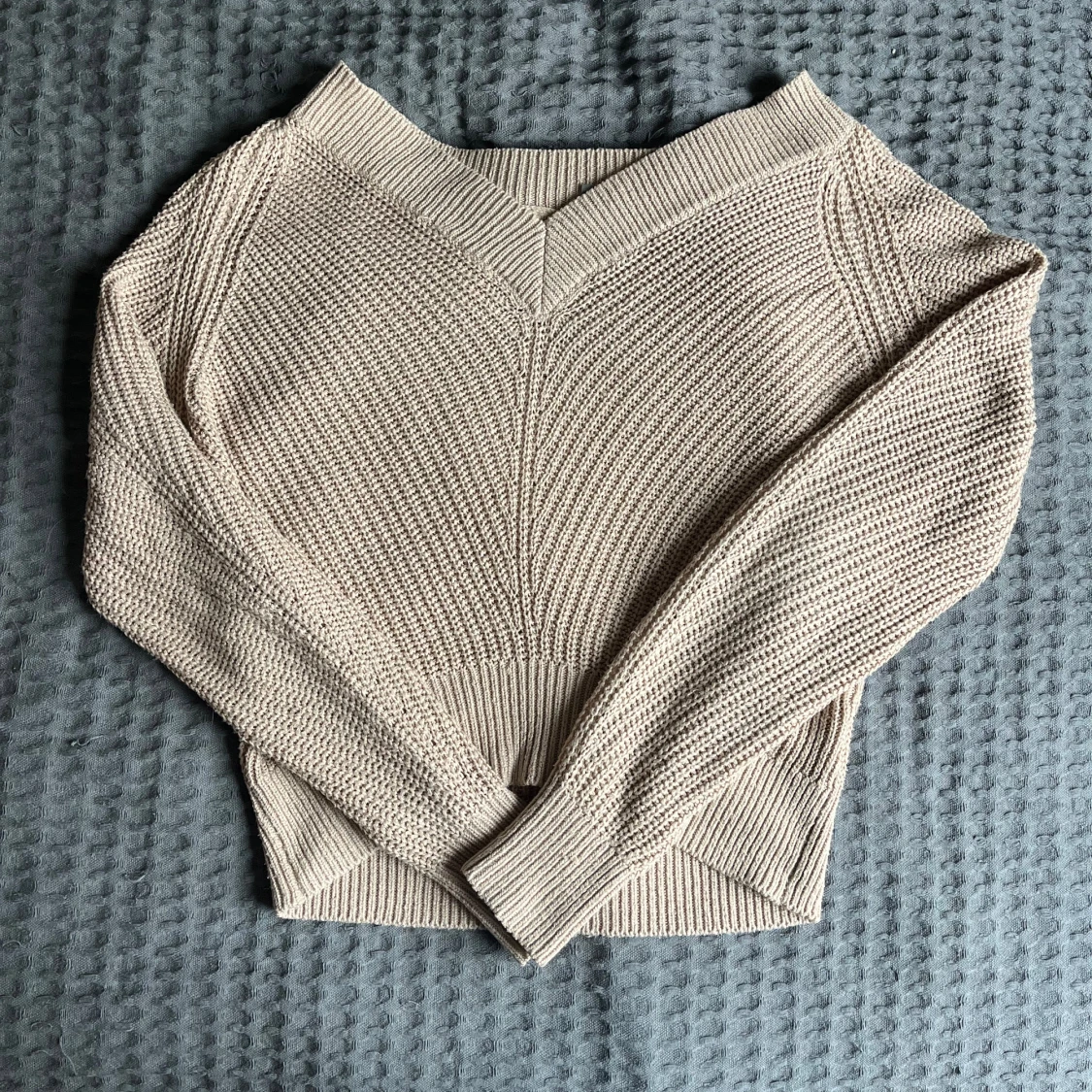 V-ringad tröja - 90