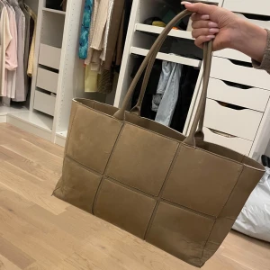 Handväska  - Bra skick 