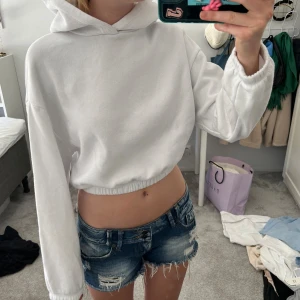 Zara hoodie - Så fin oanvänd hoodie från zara