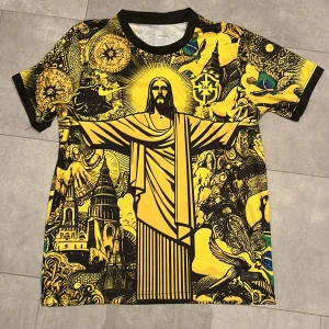 Brasilien tröja - Väldigt snygg brasilien tröja i ett väldigt fint skick. 