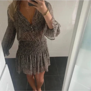 Leopard klänning Zara - Super fin