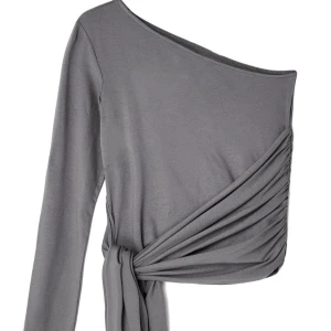 Soft line tie top - Super mjuk och fin topp från NA-KD❤️ storlek S