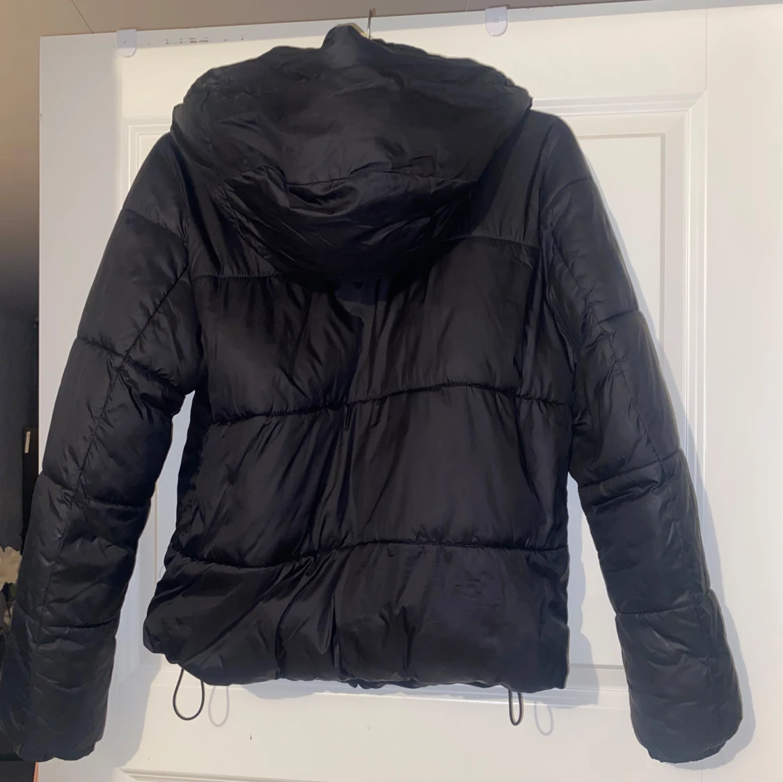 Svart vinterjacka - 90