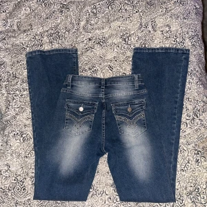 Low waist byxor 🙌 - Aldrig använt ❤️