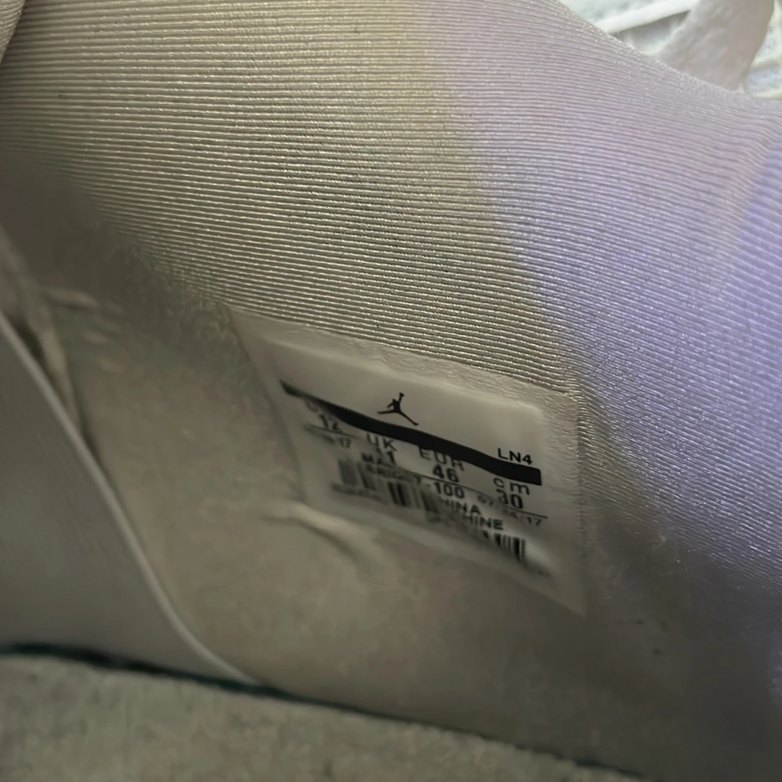 Jordan 4 Pure Money - 93