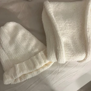 Mössa och halsduk - Ett set som jag aldrig använt