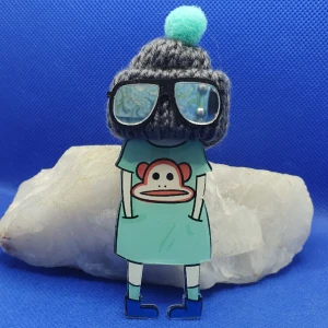 Brosch/Pin - Söt figur - Söt/Kul Brosch/Pin ca 10 cm, oanvänd. ✨️Titta igenom alla mina upplagda och köp fler saker i bundle för att spara på frakten och få allt du köpt i ett och samma paket✨️