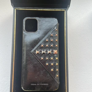 Mobilskal 11 PRO Max  - Säljer ett mobilskal från ideal of Sweden. iPhone 11 PRO Max, passar också XS Max 