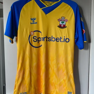Southampton borta tröja 21/22 - Storlek M aldrig använd perfekt skick 