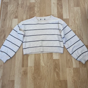 Stickad tröja❄️ - En varm och skön stickad tröja, till vintern ❄️❄️