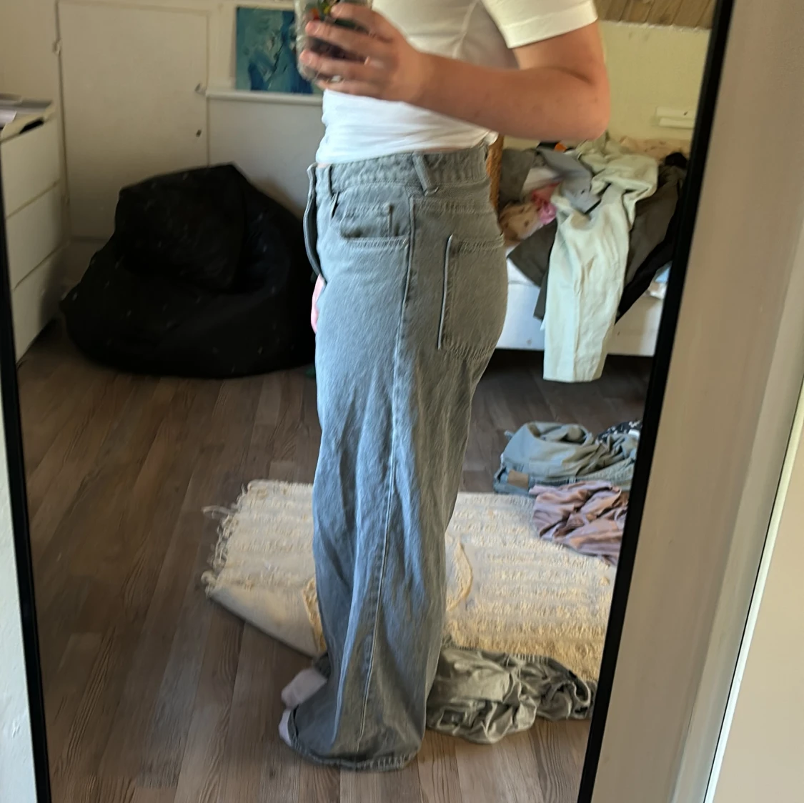 Gråa baggy byxor - 90