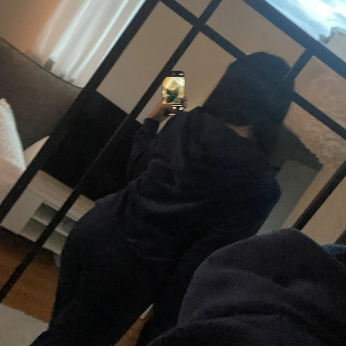 Mörkblå hoodie - 91