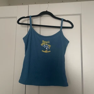 Blå magtröja  - Aldrig använd