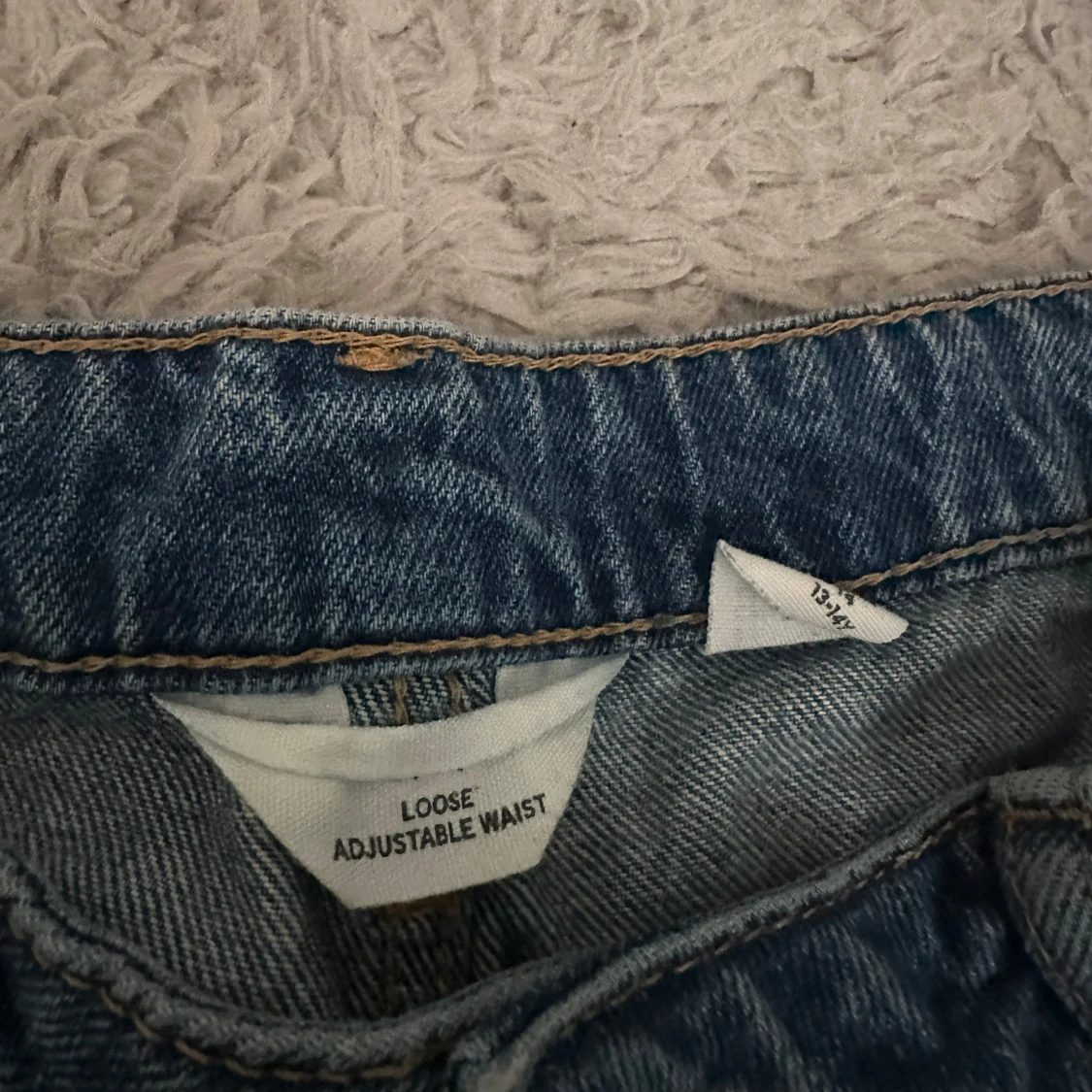 Blå jeans med justerbar midja - 90