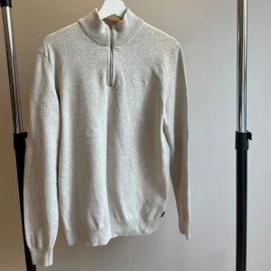 Bondelid tröja  - Säljer denna bondelid tröja i excellent skick!  Nypris : 800kr