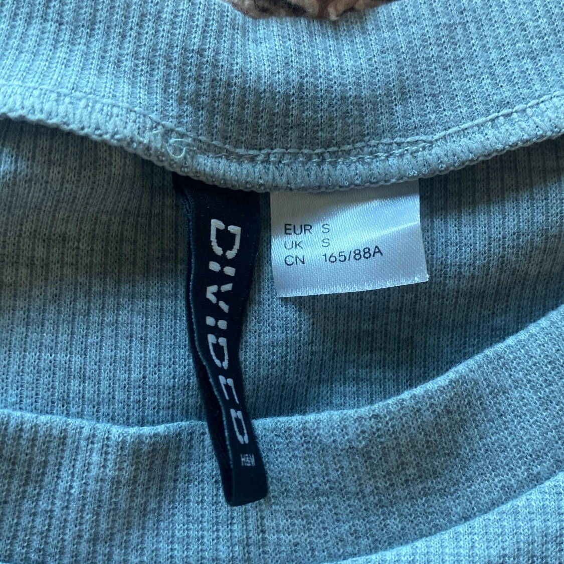 Säljer en klänning från HM i storlek Small.Använd ett fåtal gånger. Säljer pga för liten - 93