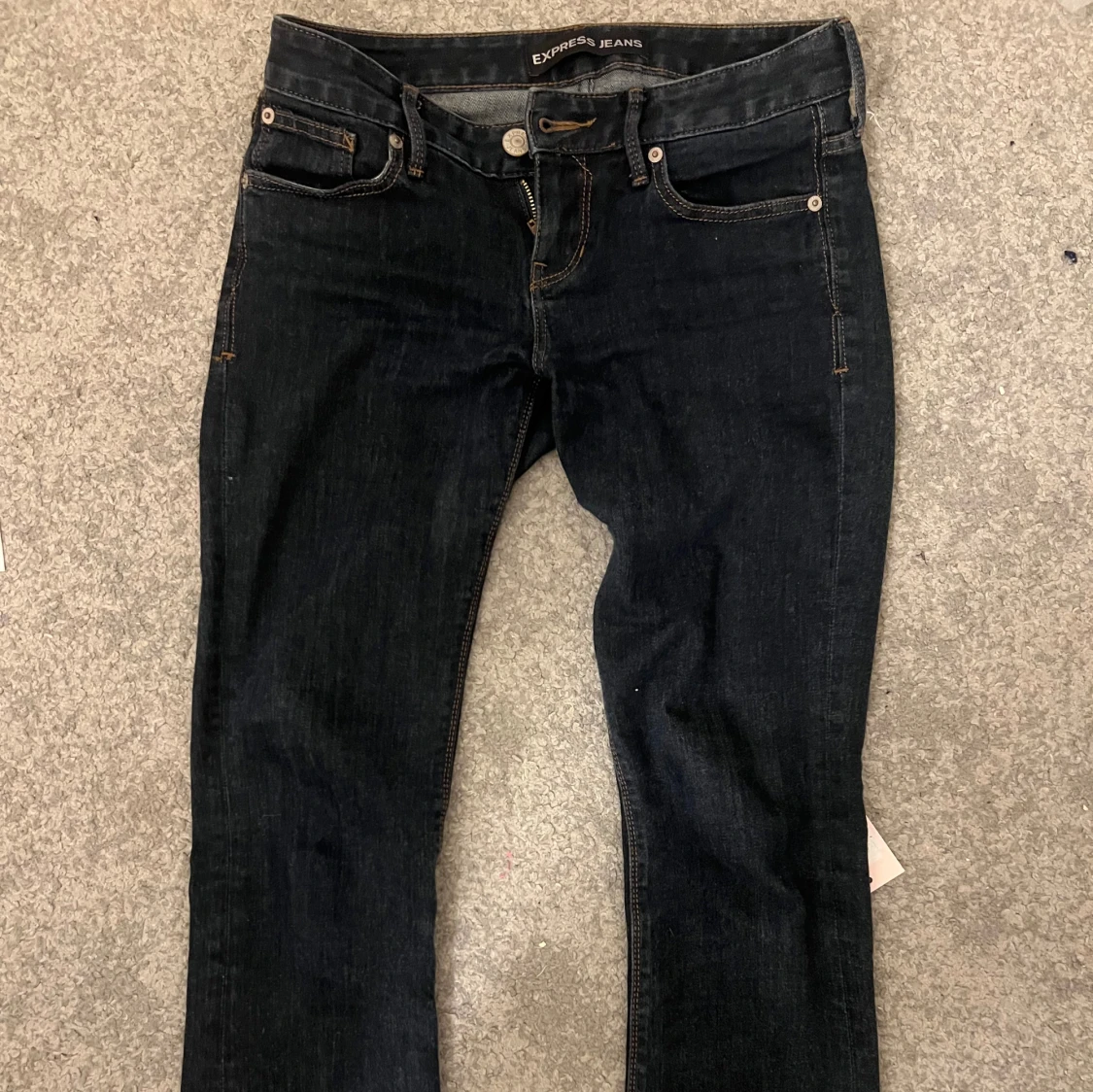 Lågmidjade bootcut jeans