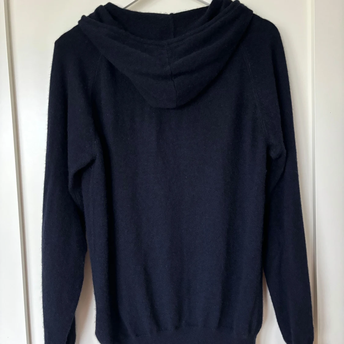 Cashmere hoodie - 90