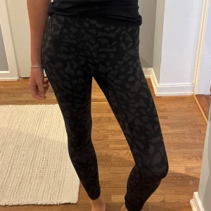 Tights från RS - Träningstights från RS-sports 🖤världens skönaste material!!