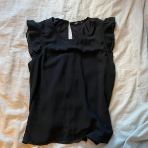 Blus  - Din blus jättebra skick