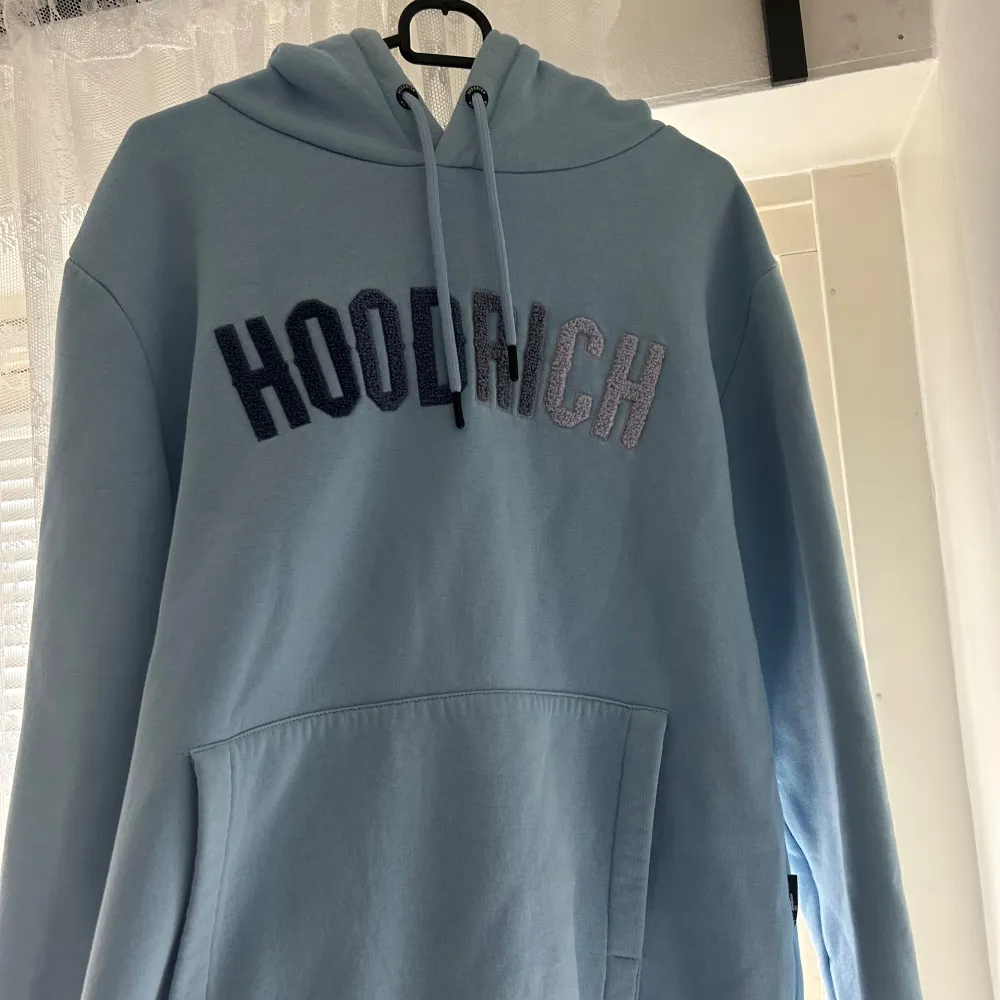 Storlek M . Hoodies.