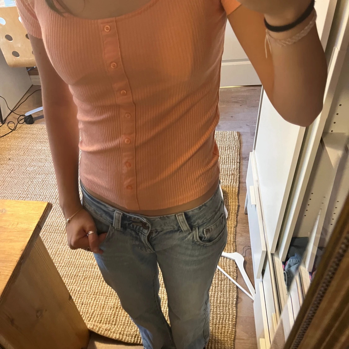 Peach färgad topp - 90