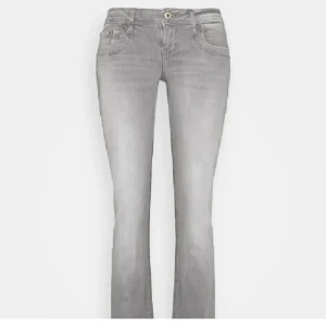 Ltb byra - Vil gärna byta dessa mot ett par i w27 l 30  eller liknande de är i w30 L32