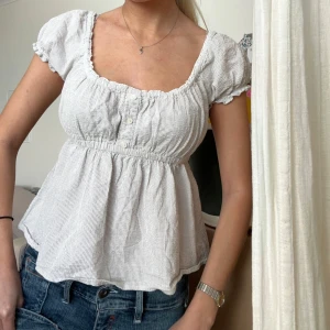 Blus - Så fin blus/topp från som liknar den från Brand Melville🫶💕